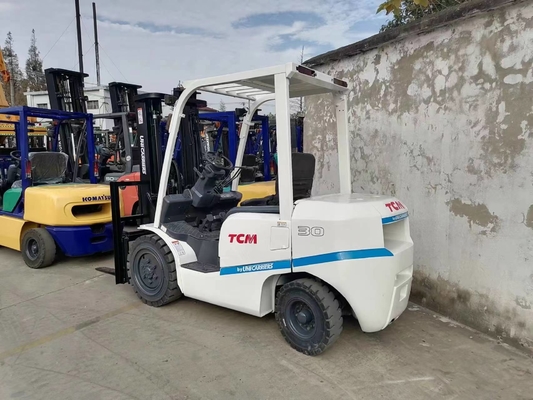 Giappone Usato Original Diesel forklift 6t camion da forchetta TCM 3 tonnellate con motore originale