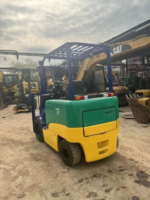 Basso tempo di lavoro e buone condizioni Komatsu 3T Forklift FD30 per lavori di costruzione