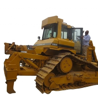 Mini dozer giapponese di seconda mano CAT D6R con scarse ore di lavoro e ottime condizioni di lavoro