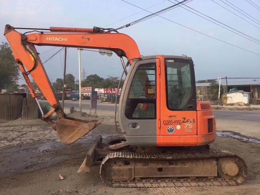 Escavatore usato Hitachi ZX75us con motore giapponese originale e in ottime condizioni