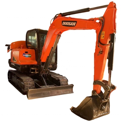 Scavatore idraulico Doosan DX55-9C di seconda mano con buone prestazioni