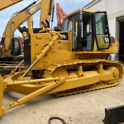 Bulldozer giallo usato Caterpillar D7G2 con altra capacità di secchio in promozione