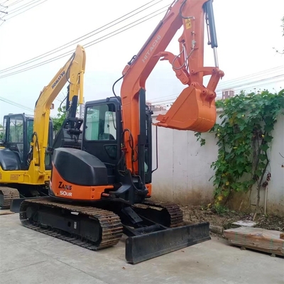 Mini escavatore Hitachi ZX50UR in perfette condizioni di lavoro