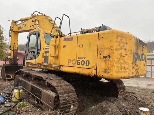 Escavatore KOMATSU PC600 di seconda mano in ottime condizioni con poche ore di lavoro