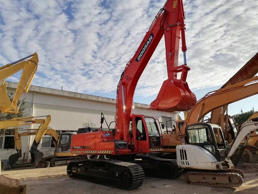 DOOSAN DX300LC Escavatore idraulico Miglior DOOSAN a basso rendimento utilizzato Buone prestazioni