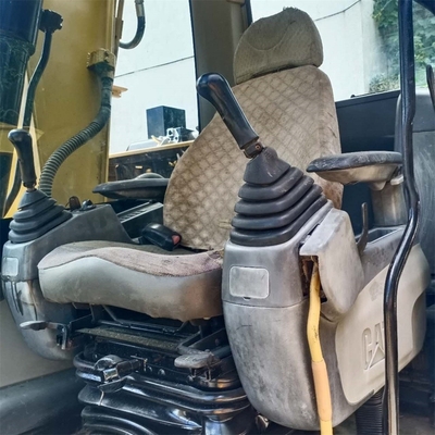 Escavatore Caterpillar 312D crawler di 12 tonnellate di Giappone