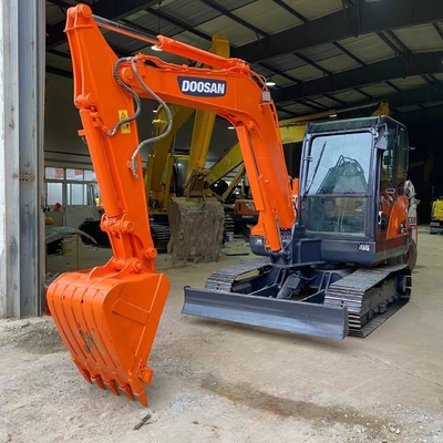 DOOSAN DX60 6TON Crawler Escavatore idraulico con parti coreane originali e conveniente