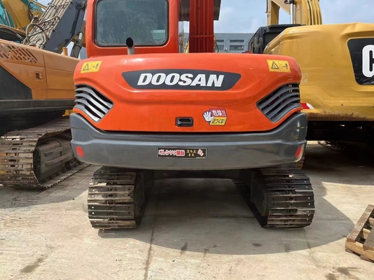 DOOSAN DX80 escavatore usato scavatore a striscia con tempi di lavoro ridotti e funzionamento regolare