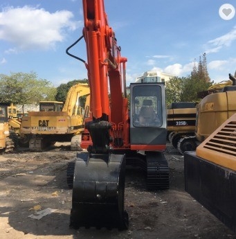 Scavatore HITACHI EX100 scavatore da 10 tonnellate con pompa idraulica HITACHI nel 2022