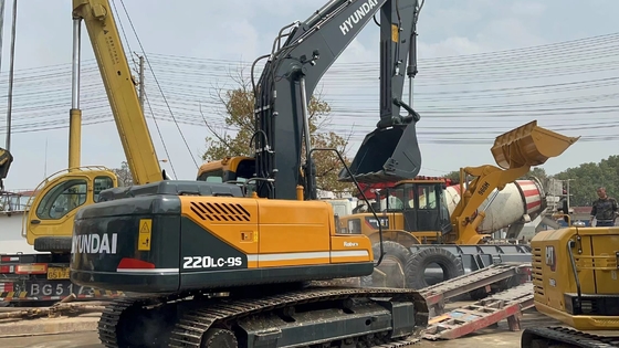 Comprare Usato Hyundai 220LC-9S Escavatore Vernice originale 90kw Power Liyuan Valvola idraulica