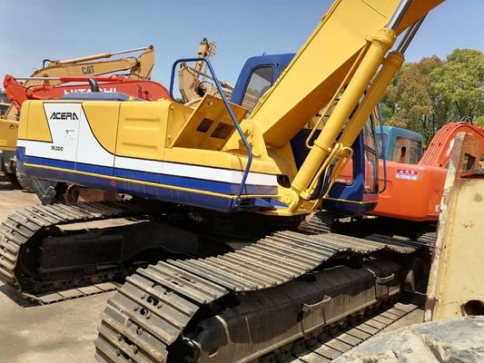 Buone condizioni Kobelco SK200 Escavatore di seconda mano con capacità di 1.2M3