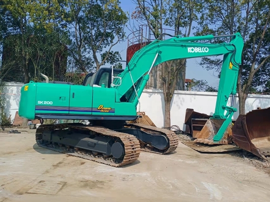 Escavatore Kobelco SK200-6 crawler usato con 66KW di potenza in buone condizioni