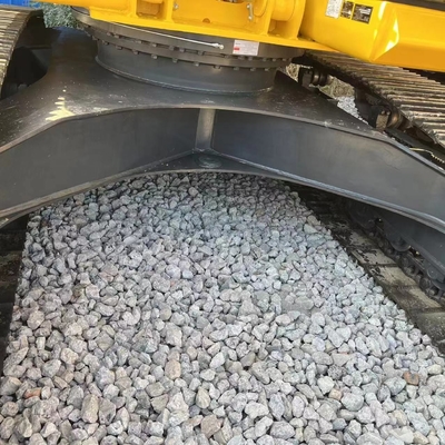 Escavatore di seconda mano KOMATSU PC210-8 in buone condizioni con poche ore di lavoro