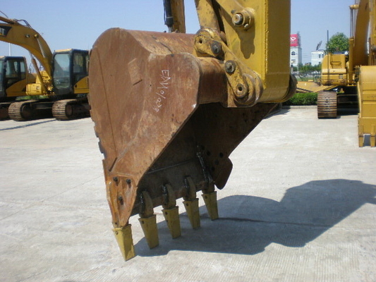 Escavatori usati CAT 330D Escavatori con buone prestazioni