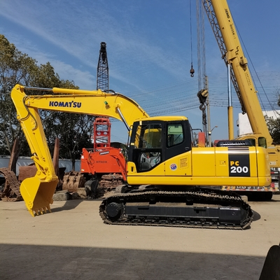 Scavatore da 20 tonnellate nel cantiere di Shanghai Komatsu pc200 escavatore utilizzato con pompa idraulica da 105KW