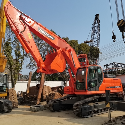 Escavatore usato Doosan DX300LC dal Giappone con vernice originale e pompa idraulica Liyuan