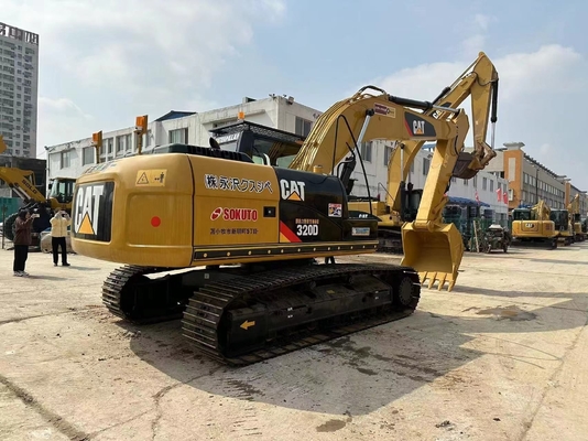 Giappone usata Vernice originale Caterpillar 320D Mini Piccolo escavatore in ottime condizioni