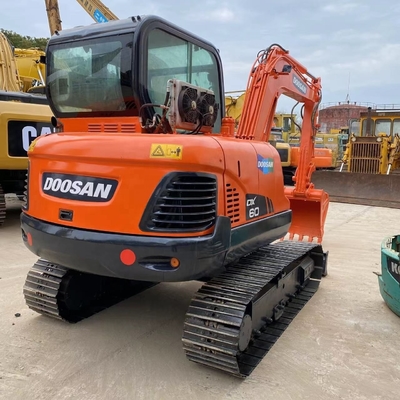 Apparecchiature pesanti per la costruzione Doosan DX60 Escavatore usato con cilindro idraulico