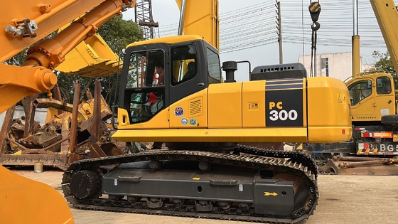 Giappone Originale Komatsu PC300 Used Crawler Excavator con 30000 KG di peso della macchina