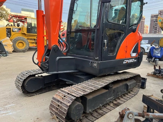 Altri componenti idraulici Doosan Escavatore DX60 di seconda mano per progetti paesaggistici