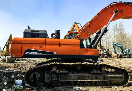 Escavatori Doosan DX500LC usati con motore Doosan Escavatori idraulici di seconda mano