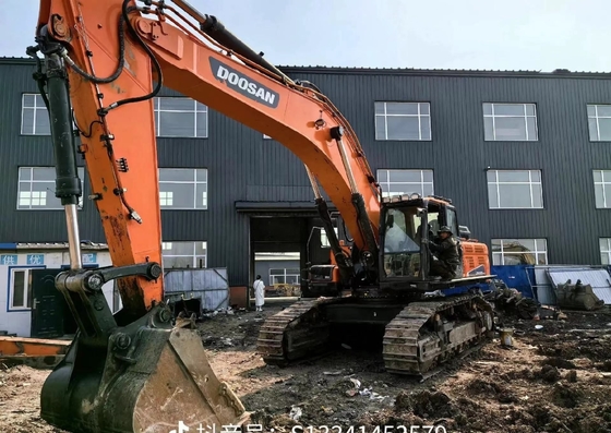 Escavatori Doosan DX500LC usati con motore Doosan Escavatori idraulici di seconda mano