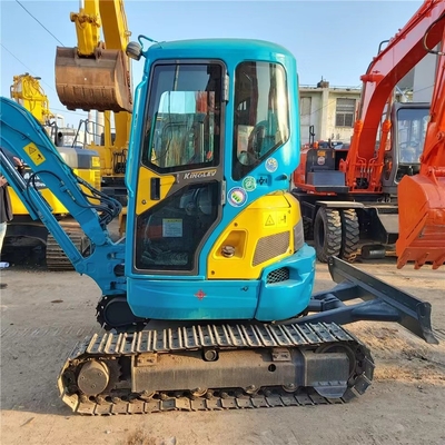 Escavatore Kubota KX135 usato con capacità di secchio di 0,11 m3 e altro cilindro idraulico