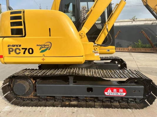 Escavatore Komatsu PC70 di seconda mano in ottime condizioni con una capacità di 0.38m3