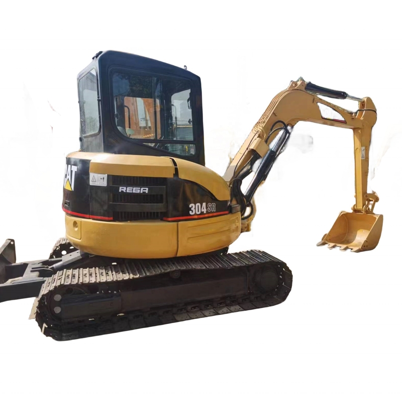 Escavatori CAT 304SR in buone condizioni con scarse ore di lavoro e capacità di 0.1m3