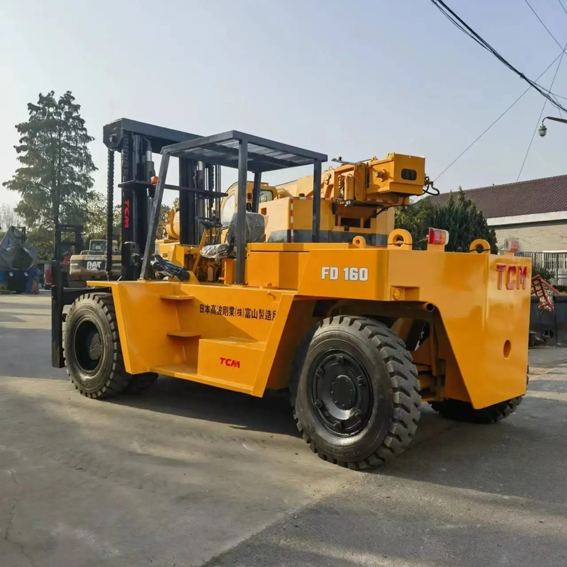TCM FD16ton forklift quasi giapponese originale con motore EPA e lunghe ore di lavoro