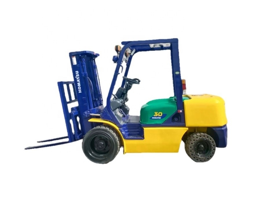 KOMATSU FD30 3 tonnellate carrello elevatore mini pallet per contenitori per magazzini