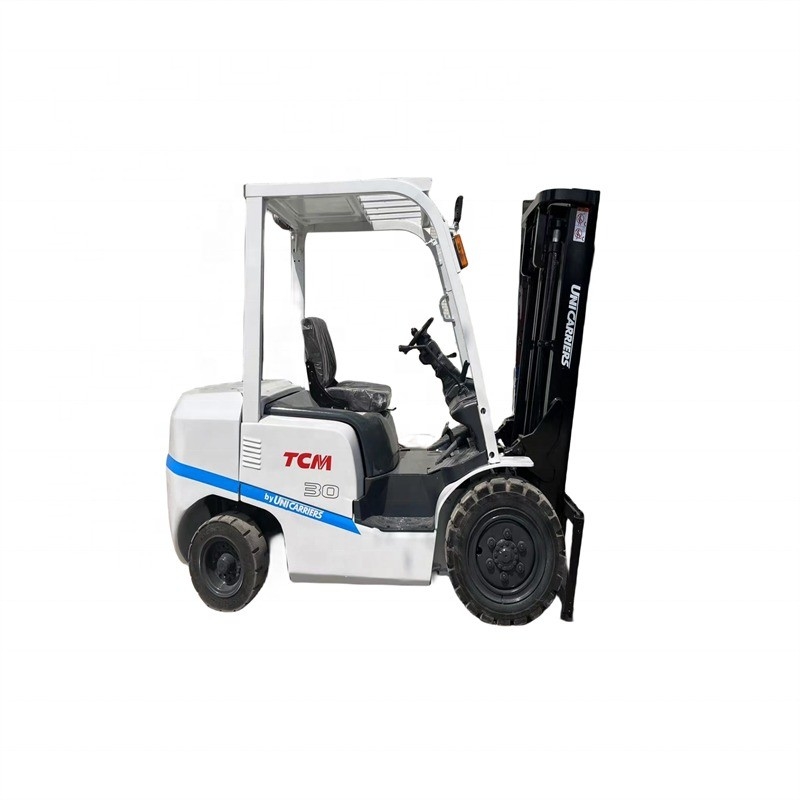 Giappone Good Condition Used TCM 3T forklift con facile utilizzo e funzione multifunzionale