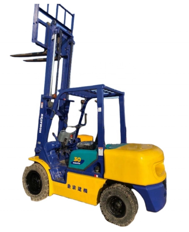 KOMATSU FD30 3 tonnellate di mini carrelli elevatori diesel per la movimentazione di container pesanti