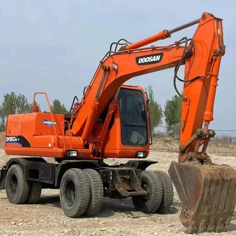 Escavatore a ruote usato DOOSAN DX140W-7 con vernice originale e motore Cummins 112kW
