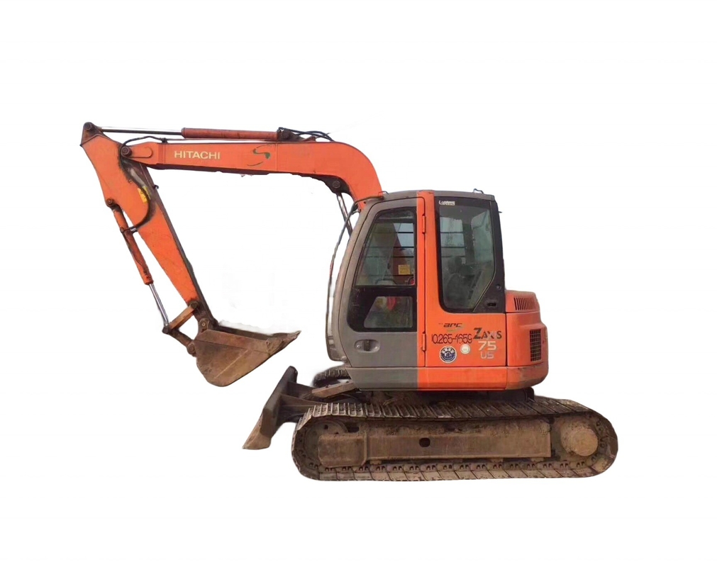 Escavatore usato Hitachi ZX75us con motore giapponese originale e in ottime condizioni