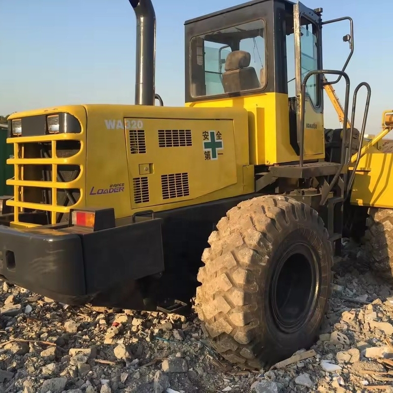 Caricatore a ruote Komatsu da 20 tonnellate usato WA320 con motore originale e pompa idraulica Liyuan