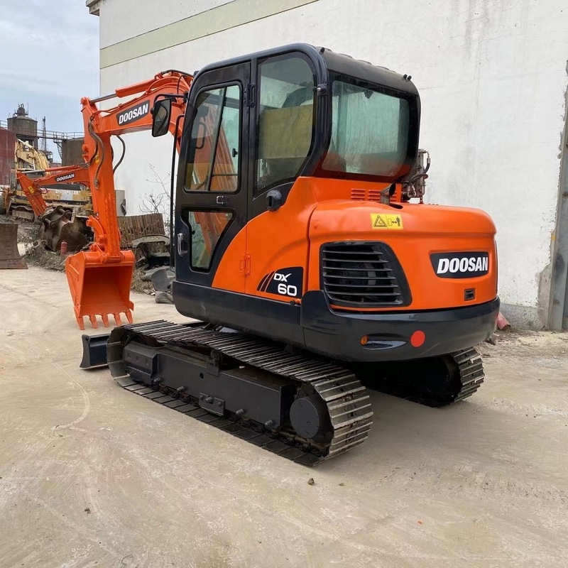 Escavatori mini Doosan Dx60 Escavatori usati con colore originale e altre pompe idrauliche