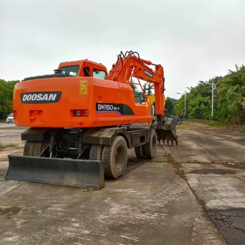 Alta efficienza operativa Doosan DH150W-7 Escavatore da trattore usato con motore giapponese